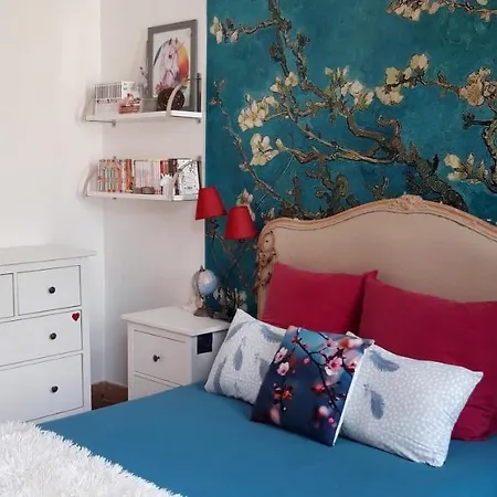 Homestay Buky Palace Pons