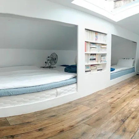 Buky Palace Séjour chez l'habitant Pons