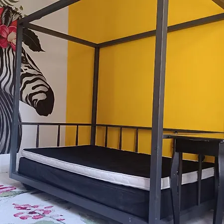 Buky Palace Homestay Pons