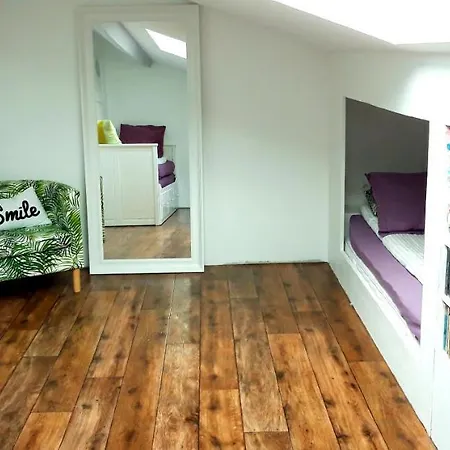Buky Palace Homestay