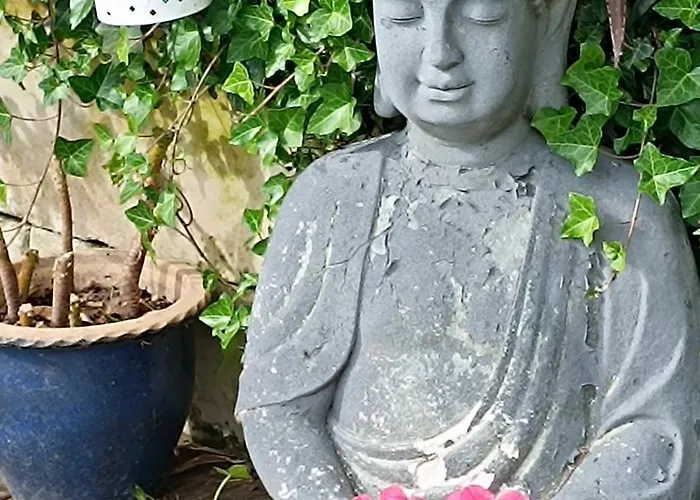 Buky Palace منزل للإقامة *