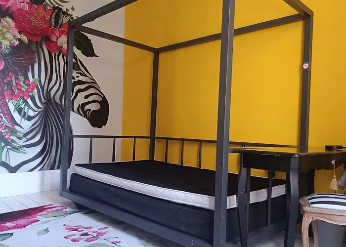 Buky Palace منزل للإقامة بونس