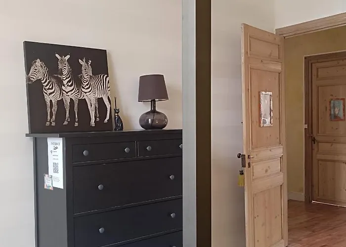 Buky Palace منزل للإقامة *