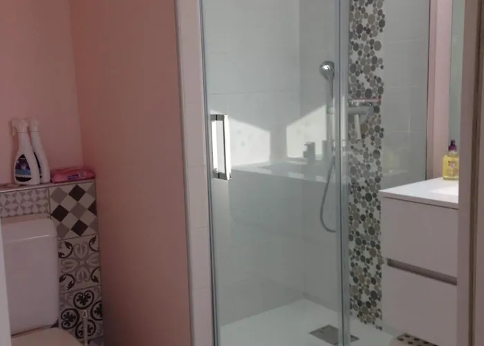 Buky Palace منزل للإقامة *